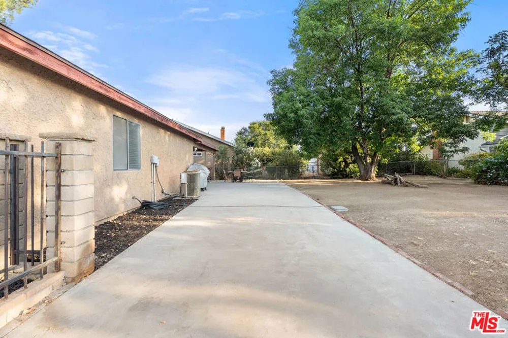 29357 Reading Road Menifee, CA 92586