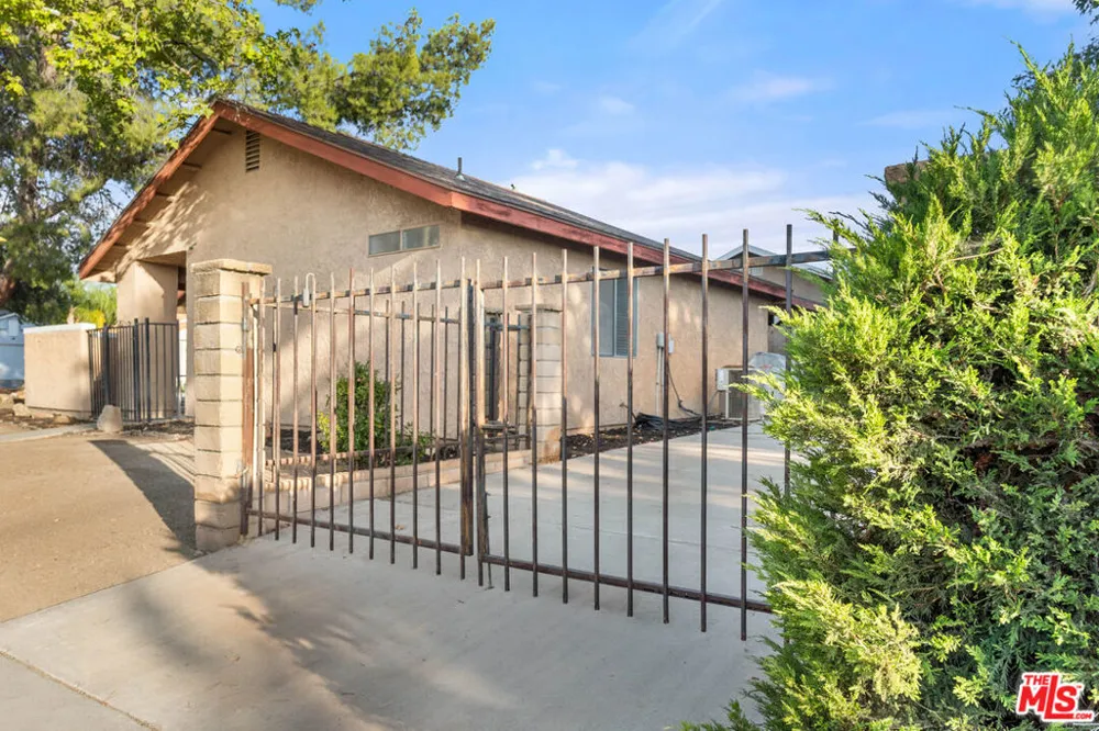 29357 Reading Road Menifee, CA 92586