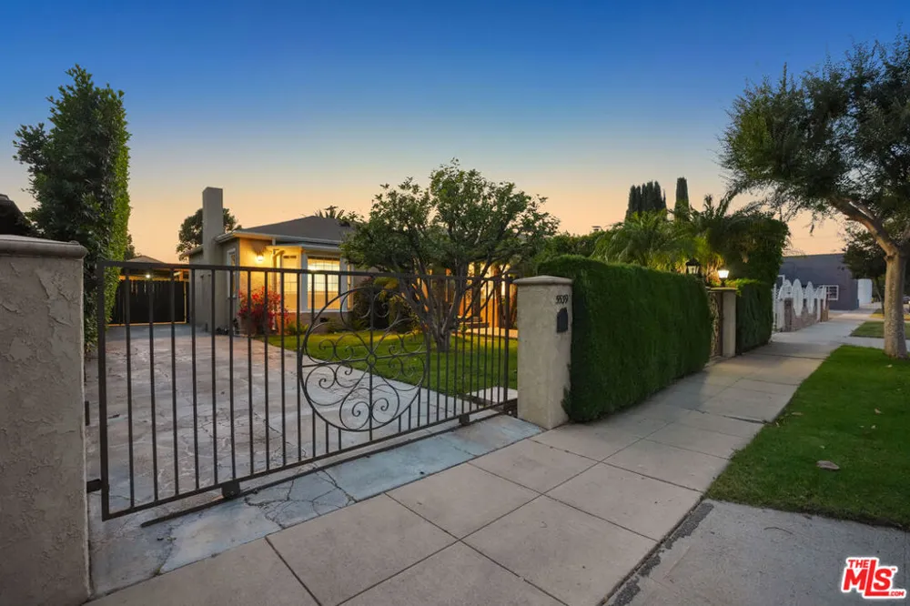 5539 Buffalo Avenue Sherman Oaks, CA 91401
