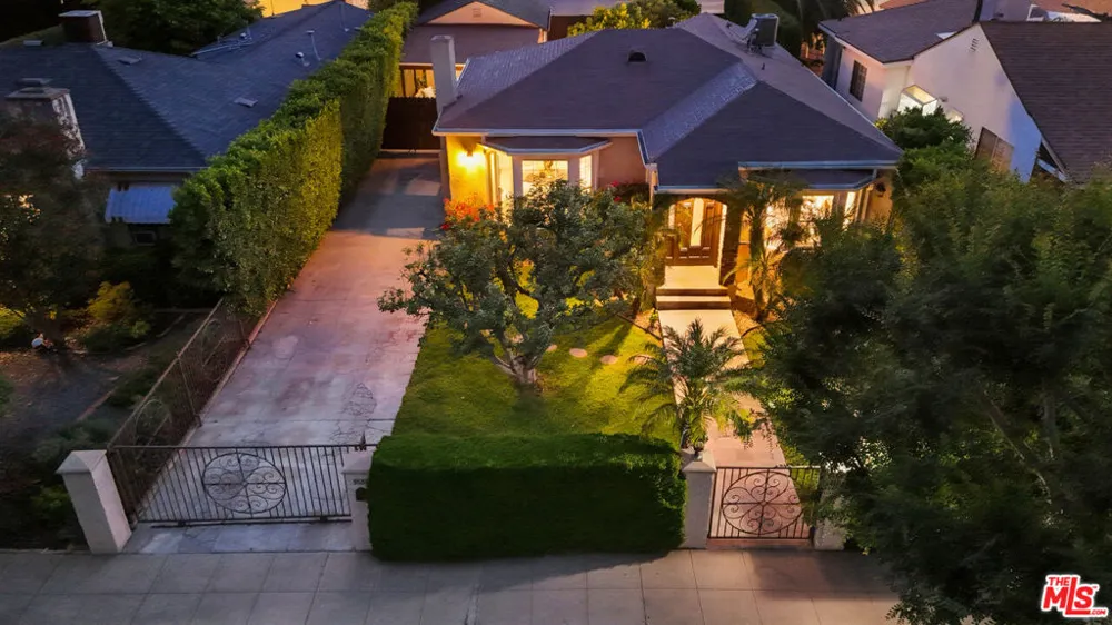 5539 Buffalo Avenue Sherman Oaks, CA 91401