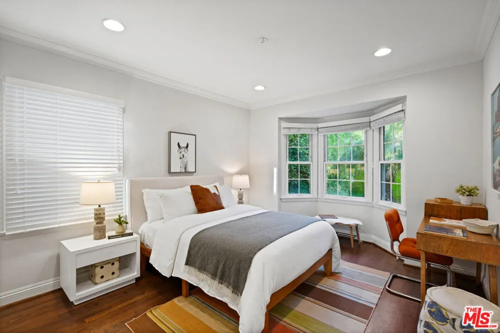 5539 Buffalo Avenue Sherman Oaks, CA 91401