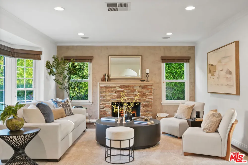 5539 Buffalo Avenue Sherman Oaks, CA 91401