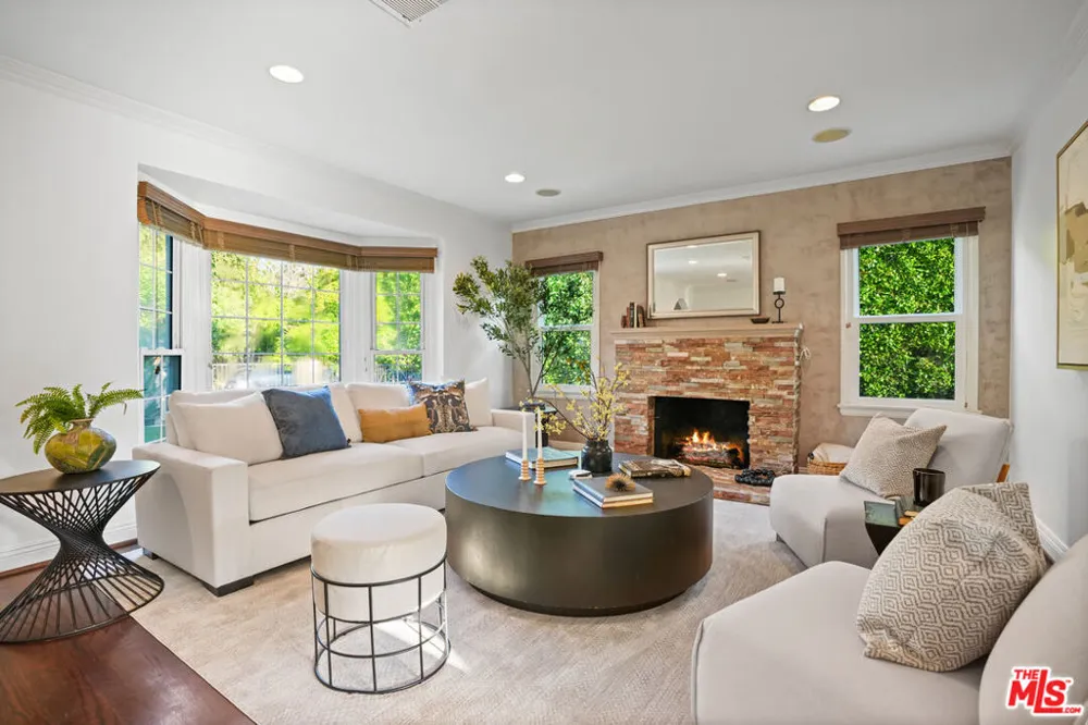 5539 Buffalo Avenue Sherman Oaks, CA 91401