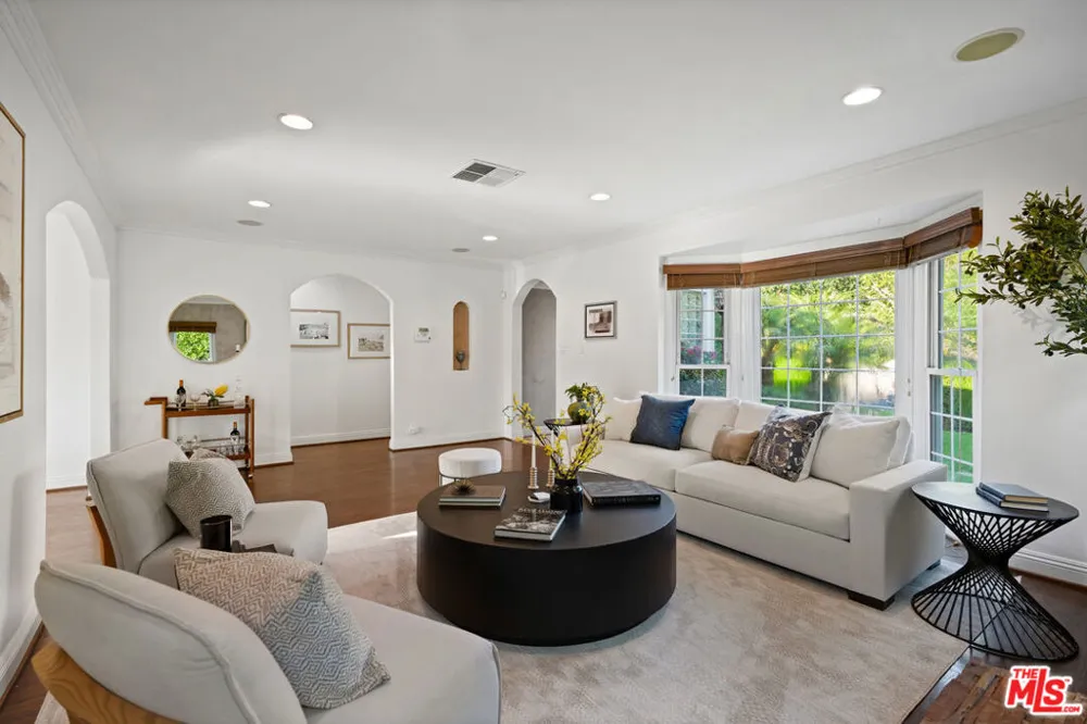5539 Buffalo Avenue Sherman Oaks, CA 91401