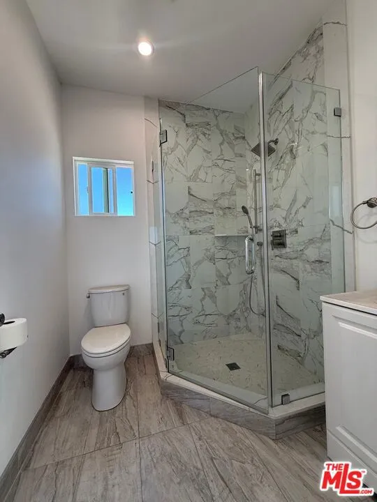 6744 Radford Avenue Los Angeles, CA 91606