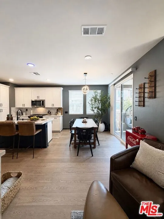 1525 Stratus Drive Pomona, CA 91768