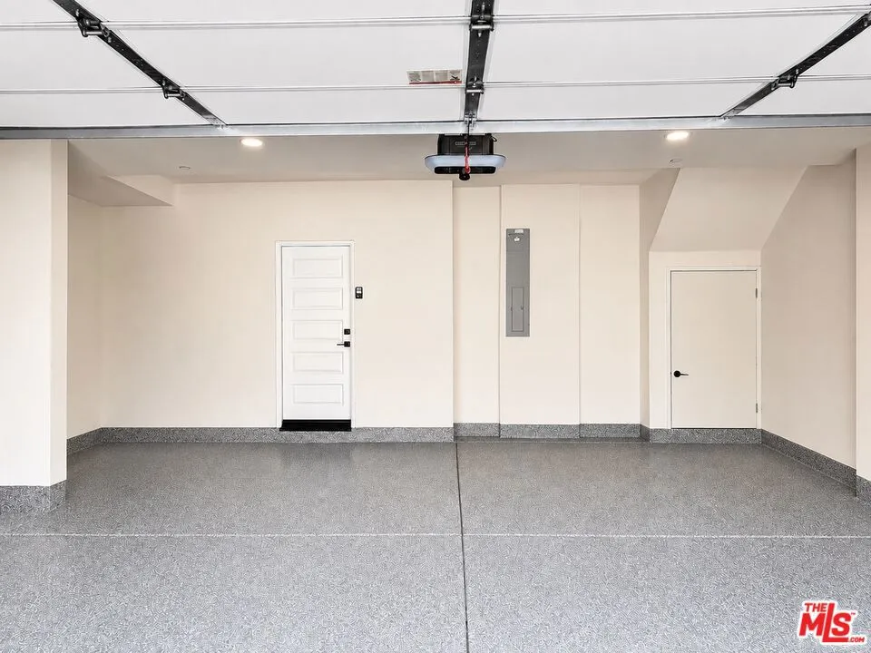 1525 Stratus Drive Pomona, CA 91768