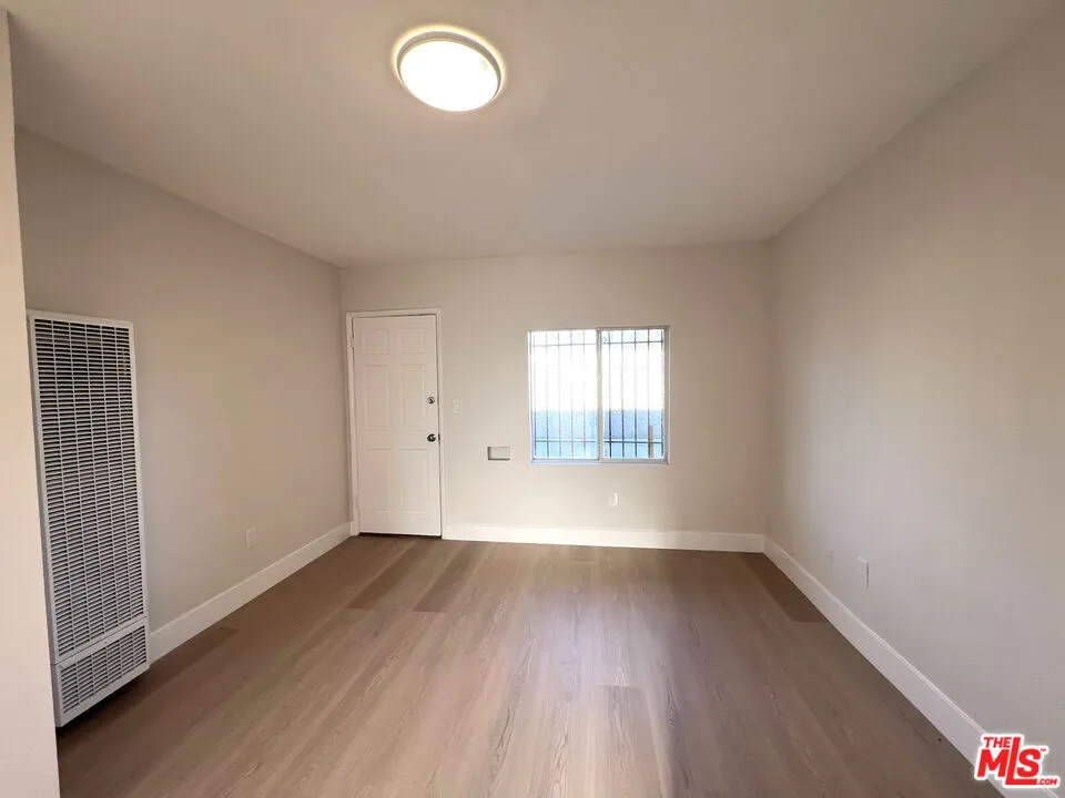 1012 W 109th Place #1/4 Los Angeles, CA 90044