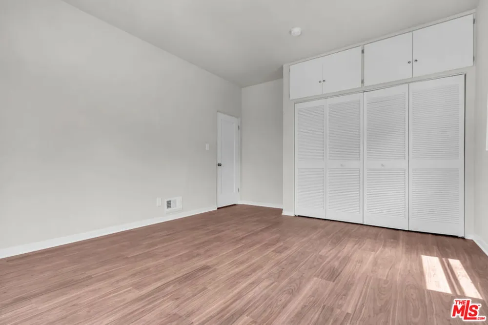 751 CROFT AVENUE #1/2 Los Angeles, CA 90069