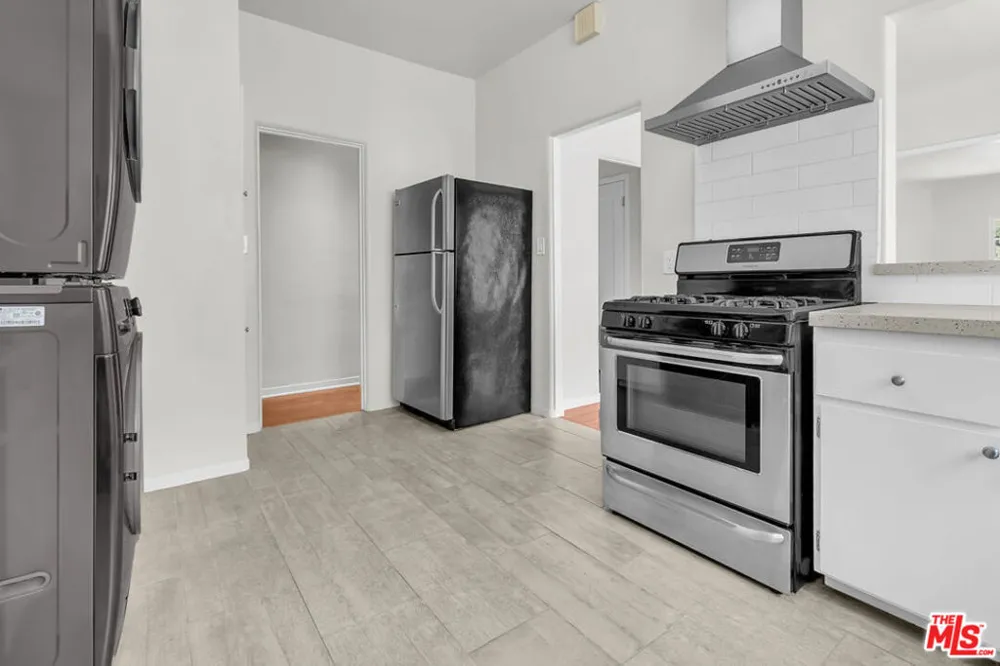 751 CROFT AVENUE #1/2 Los Angeles, CA 90069