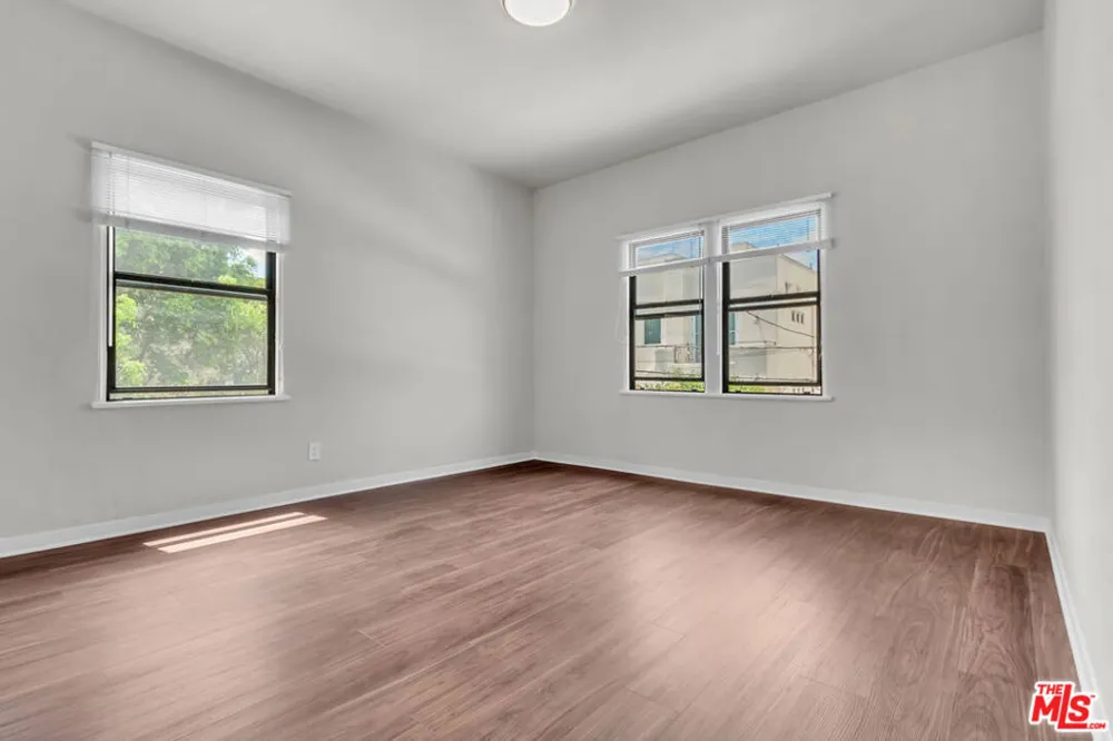 751 CROFT AVENUE #1/2 Los Angeles, CA 90069