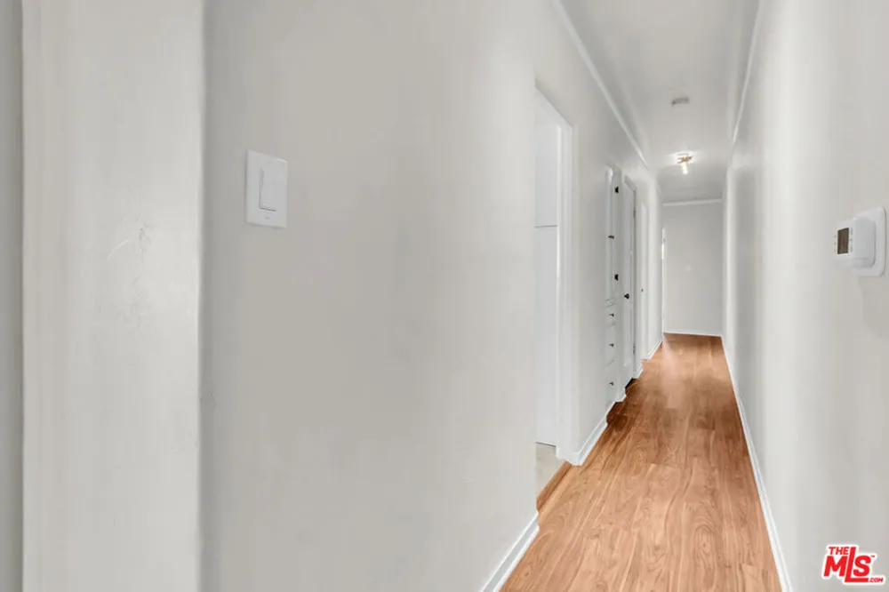 751 CROFT AVENUE #1/2 Los Angeles, CA 90069
