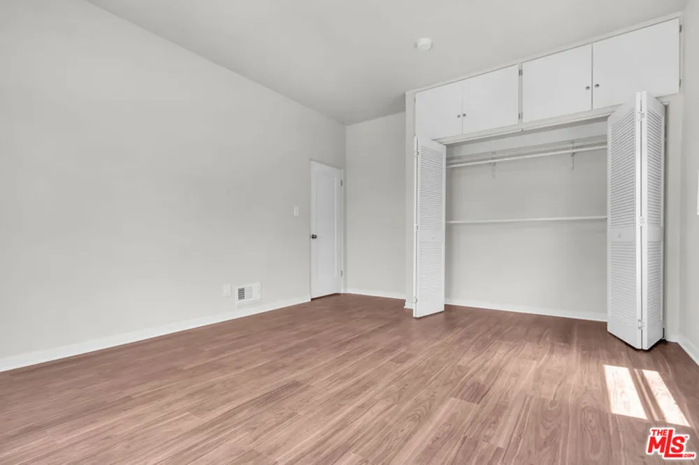 751 CROFT AVENUE #1/2 Los Angeles, CA 90069