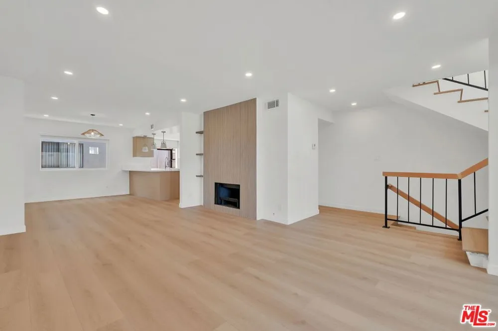 529 Market Street #8 Inglewood, CA 90302