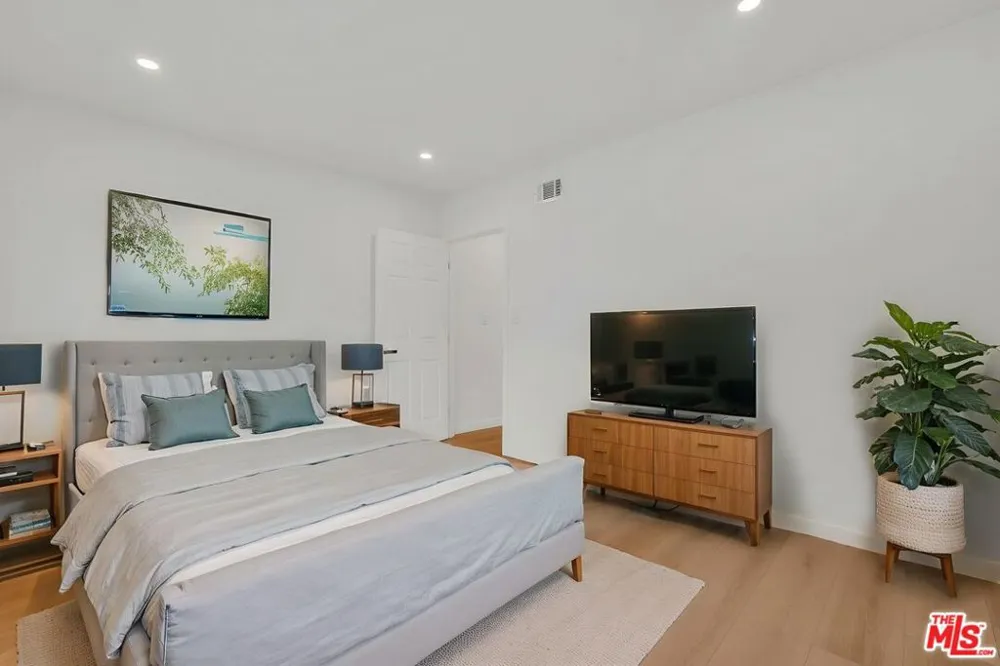 529 Market Street #8 Inglewood, CA 90302