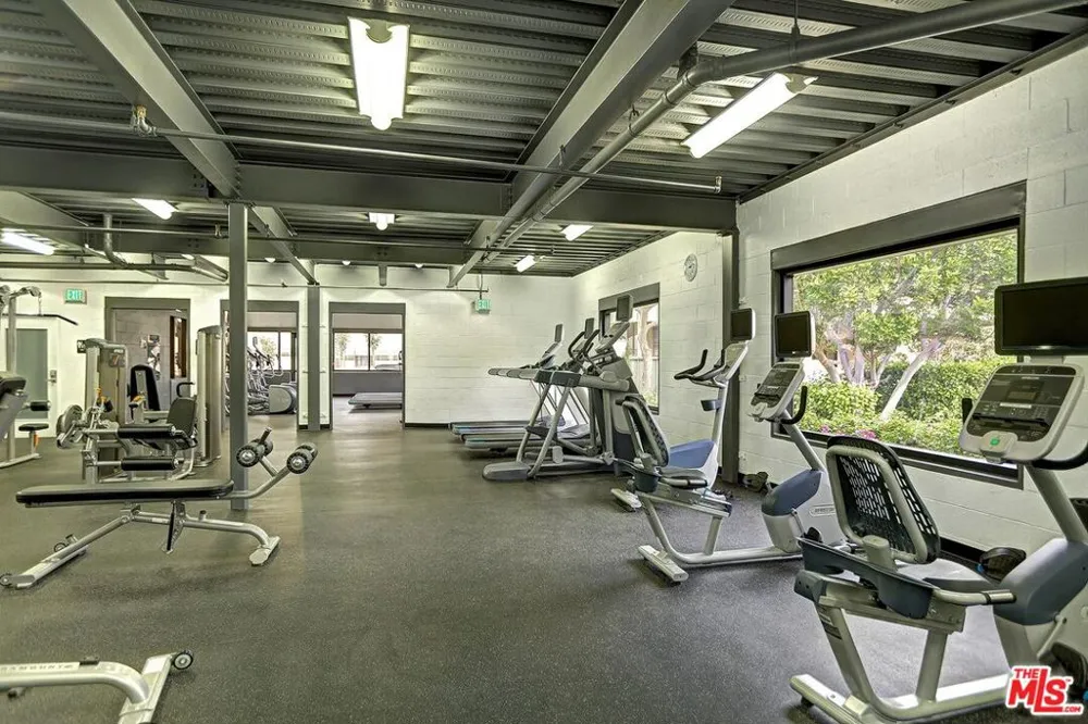 2285 Century #194 Los Angeles, CA 90067