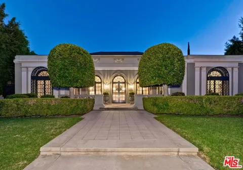 803 Rexford Drive