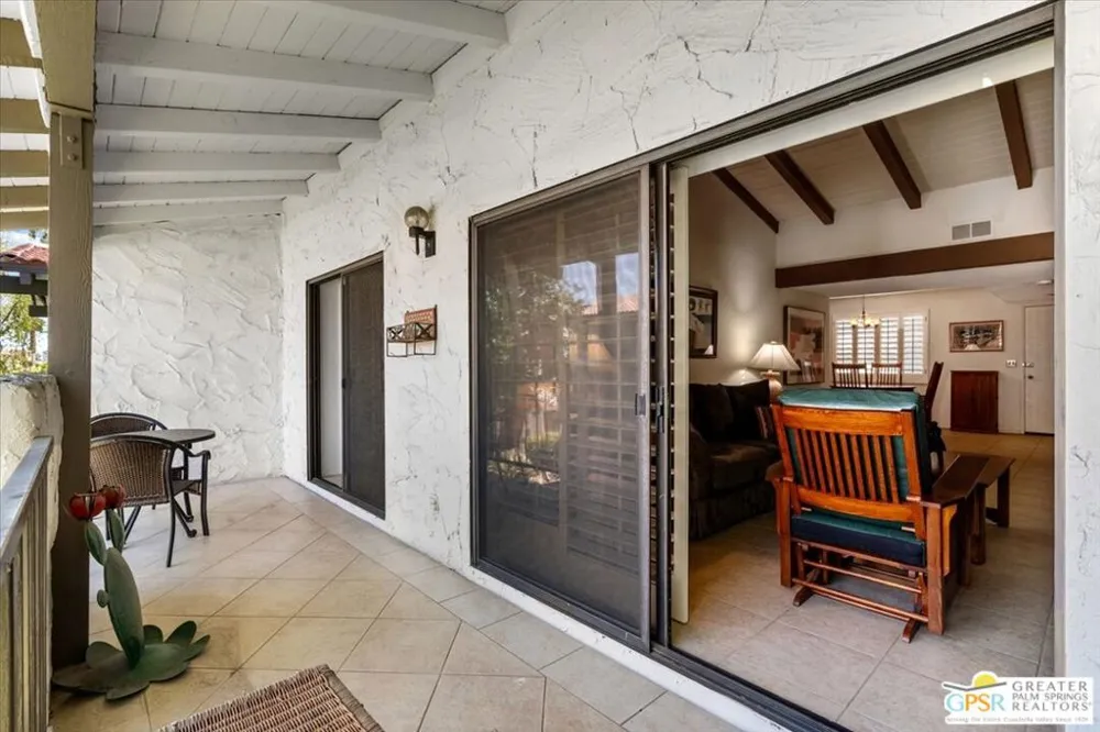 1050 E Ramon Road #15 Palm Springs, CA 92264