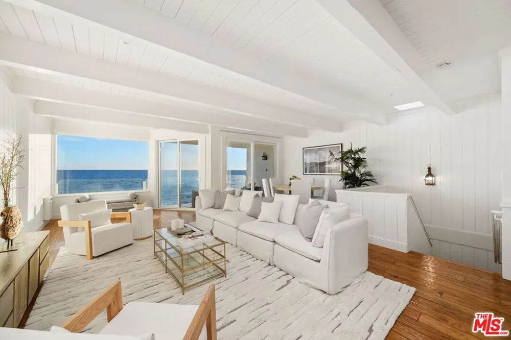 11840 Beach Club Way Malibu, CA 90265