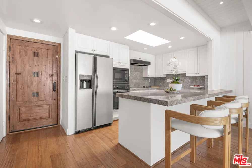 11840 Beach Club Way Malibu, CA 90265