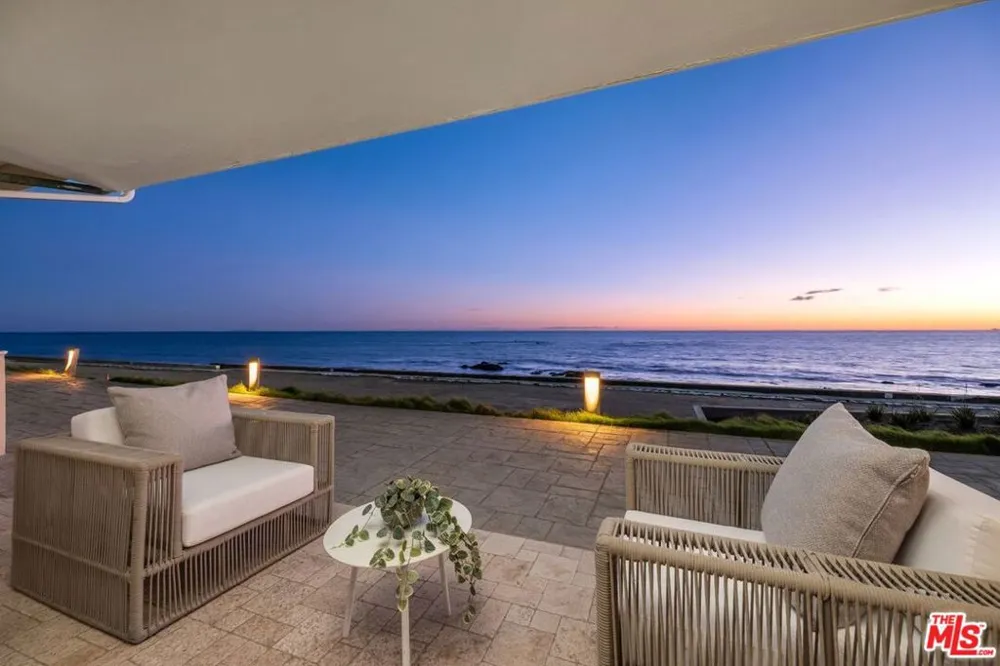 11840 Beach Club Way Malibu, CA 90265