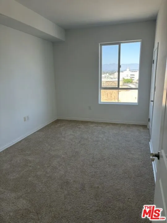 3750 Santa Rosalia Dr. #507 Los Angeles, CA 90008