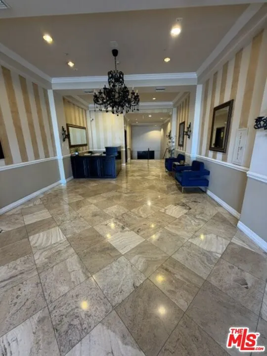 3750 Santa Rosalia Dr. #507 Los Angeles, CA 90008