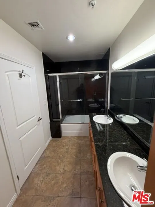 3750 Santa Rosalia Dr. #507 Los Angeles, CA 90008