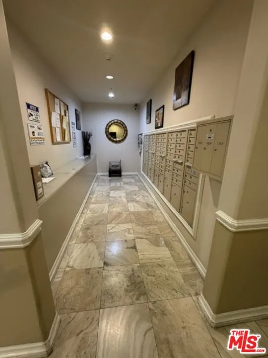 3750 Santa Rosalia Dr. #507 Los Angeles, CA 90008