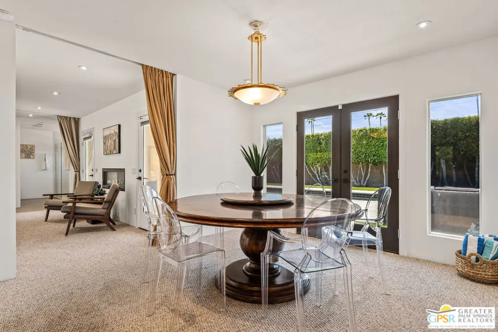 1653 E Sunny Dunes Road Palm Springs, CA 92264