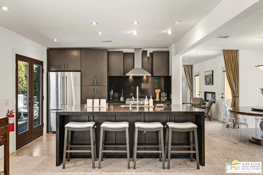 1653 E Sunny Dunes Road Palm Springs, CA 92264