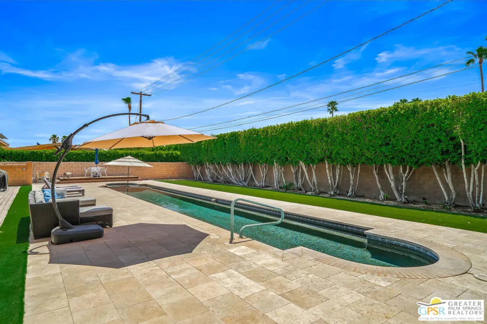 1653 E Sunny Dunes Road Palm Springs, CA 92264