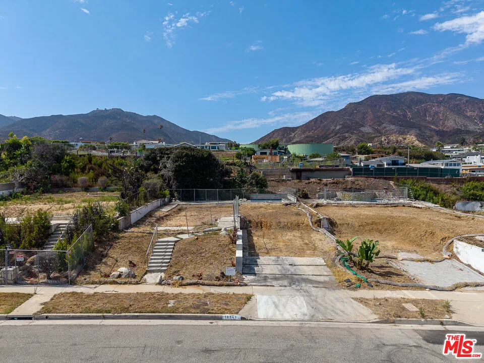 18341 Coastline Drive Malibu, CA 90265