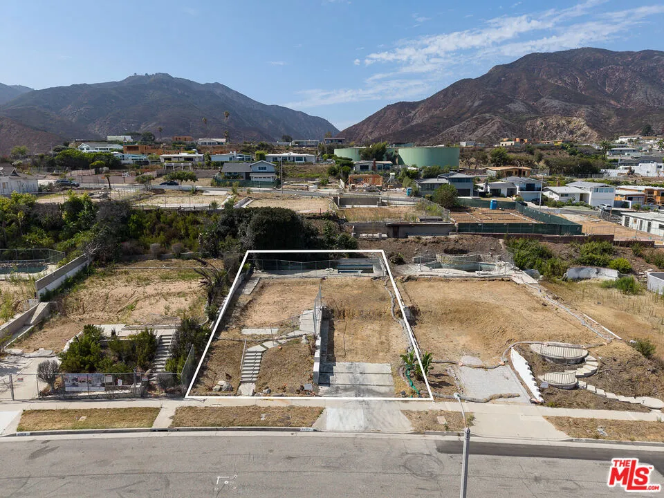 18341 Coastline Drive Malibu, CA 90265