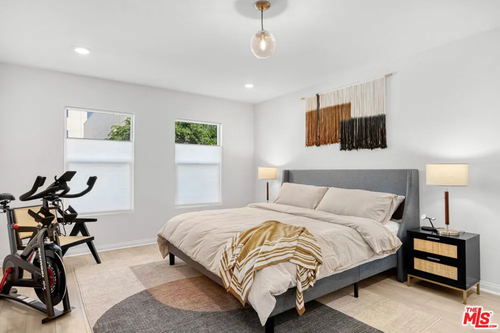 768 Daniel Freeman Circle Inglewood, CA 90301
