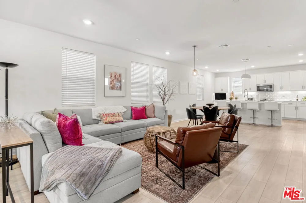 768 Daniel Freeman Circle Inglewood, CA 90301