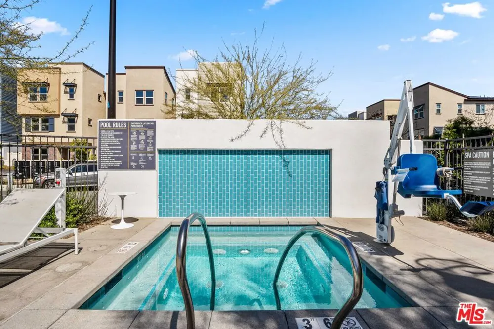 768 Daniel Freeman Circle Inglewood, CA 90301