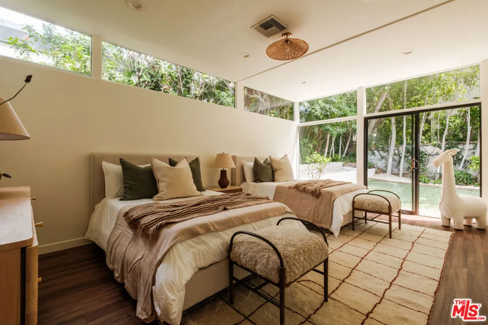 1151 Angelo Drive Beverly Hills, CA 90210