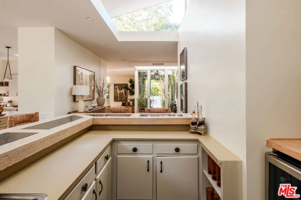 1151 Angelo Drive Beverly Hills, CA 90210