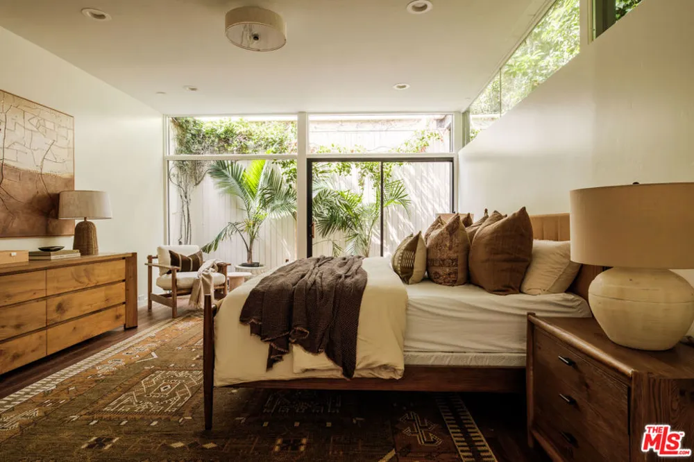 1151 Angelo Drive Beverly Hills, CA 90210