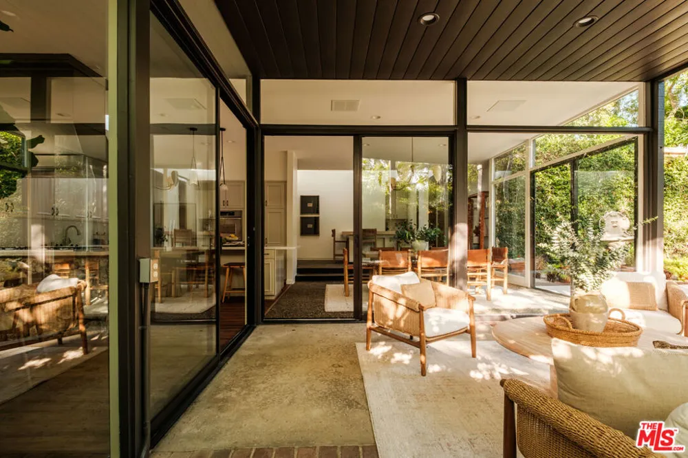 1151 Angelo Drive Beverly Hills, CA 90210