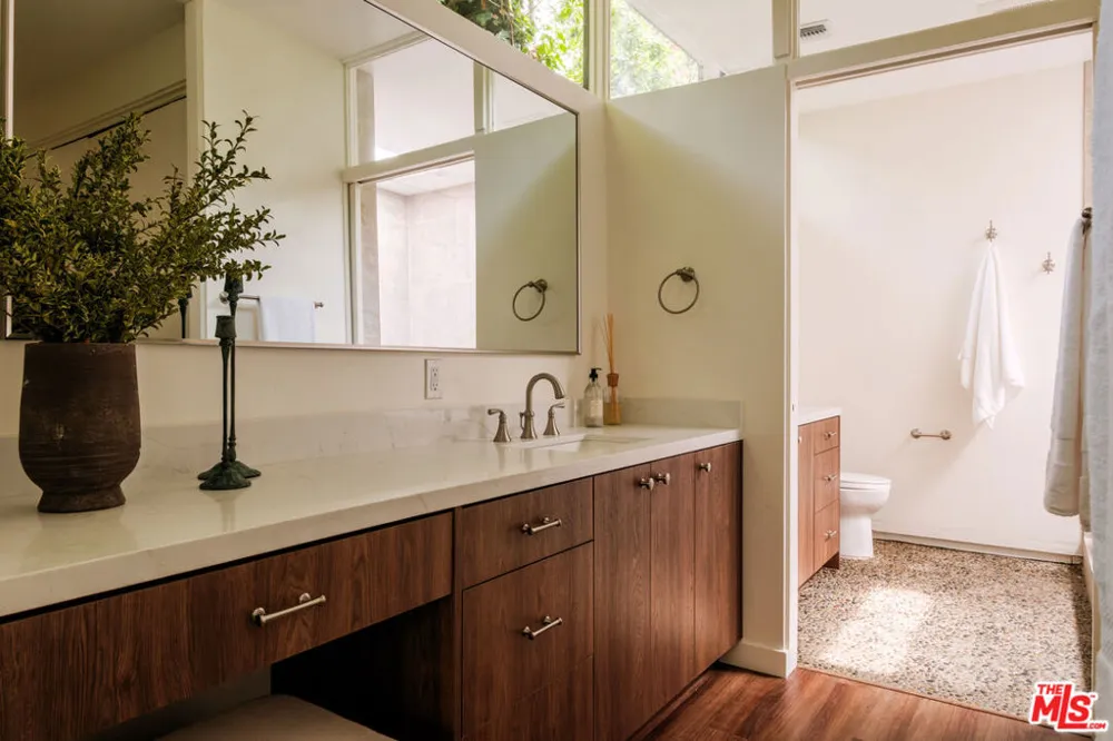 1151 Angelo Drive Beverly Hills, CA 90210