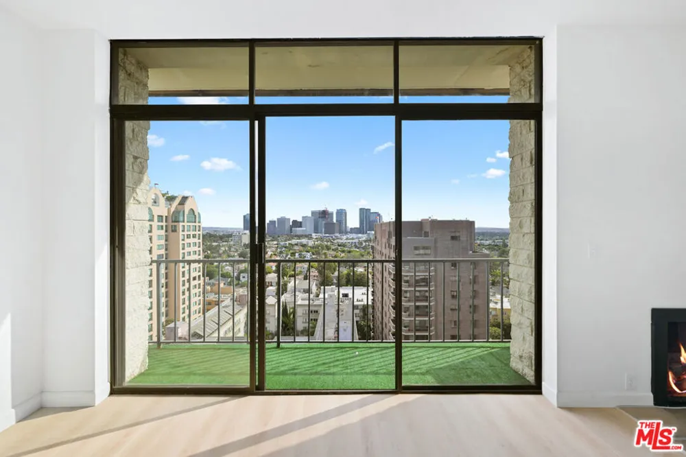 10535 Wilshire Boulevard #1803 Los Angeles, CA 90024