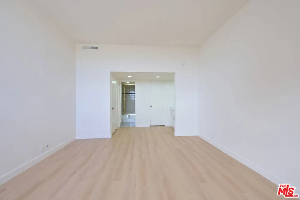 10535 Wilshire Boulevard #1803 Los Angeles, CA 90024