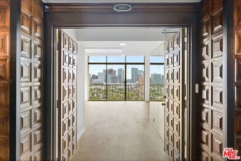 10535 Wilshire Boulevard #1803