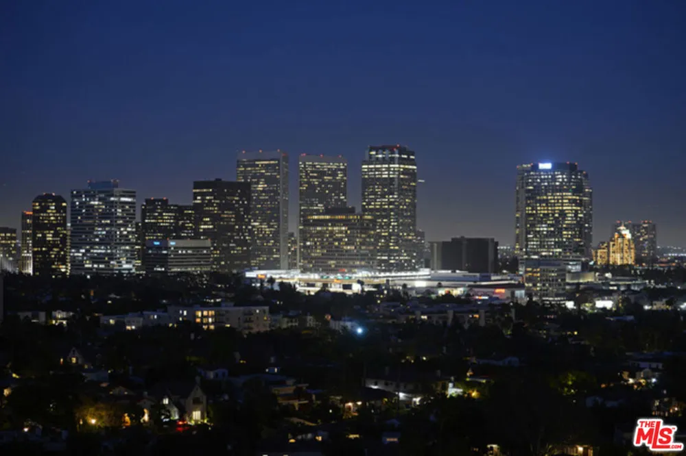 10535 Wilshire Boulevard #1803 Los Angeles, CA 90024