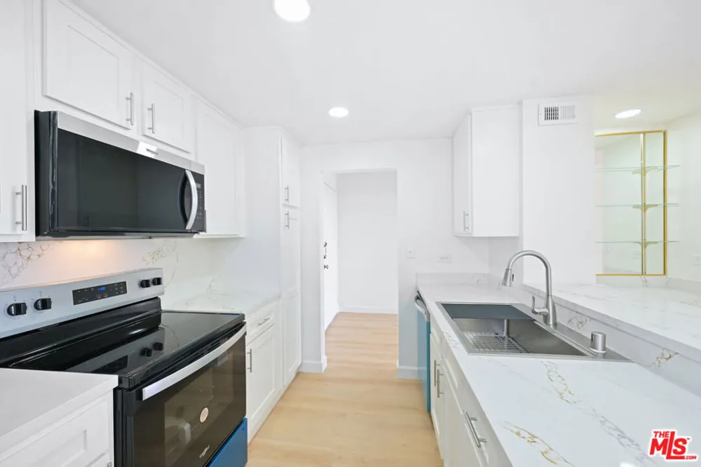 10535 Wilshire Boulevard #1803 Los Angeles, CA 90024