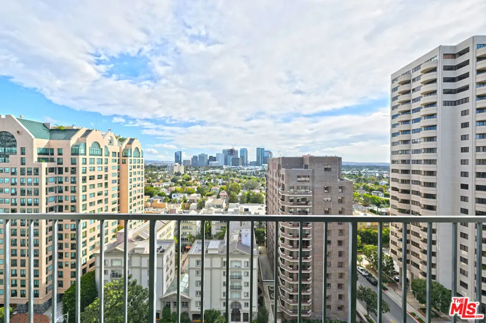 10535 Wilshire Boulevard #1803 Los Angeles, CA 90024