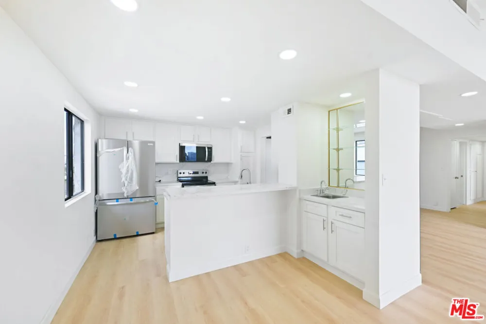 10535 Wilshire Boulevard #1803 Los Angeles, CA 90024