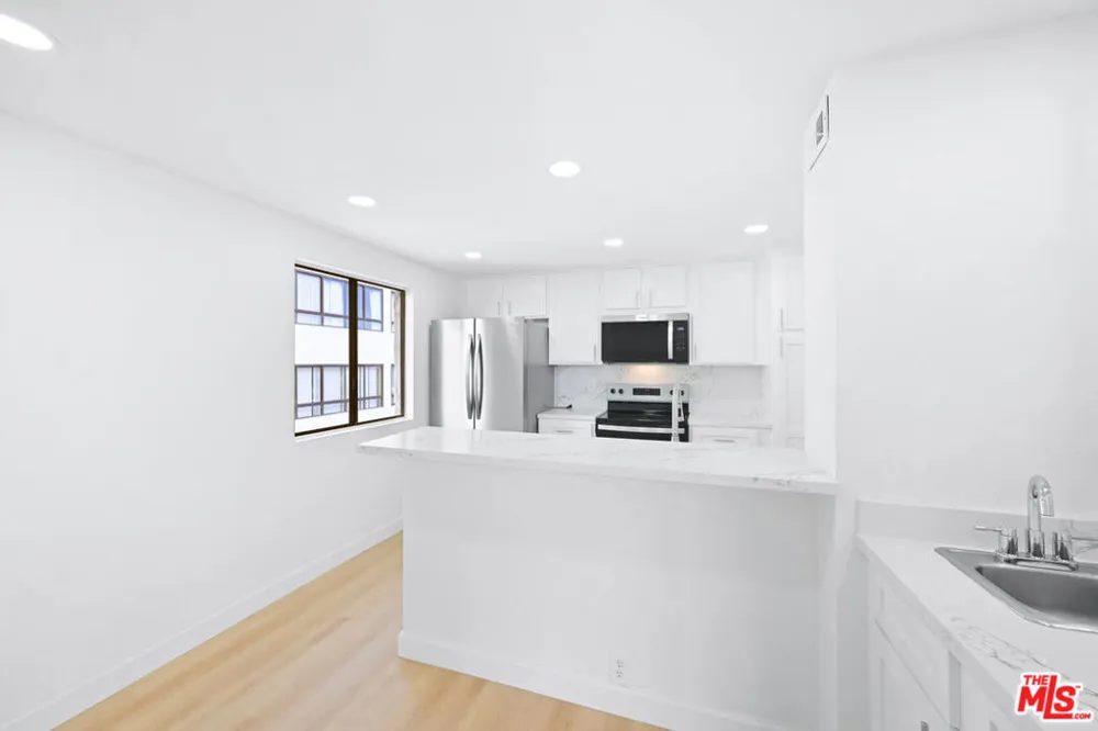 10535 Wilshire Boulevard #1803 Los Angeles, CA 90024
